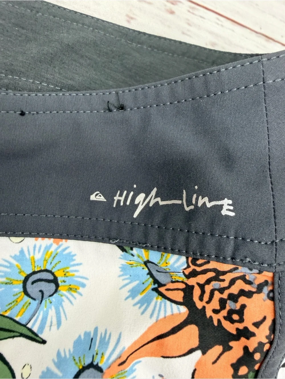 Quicksilver Men’s size 36 50th Anniversary Floral High Line Board Shorts